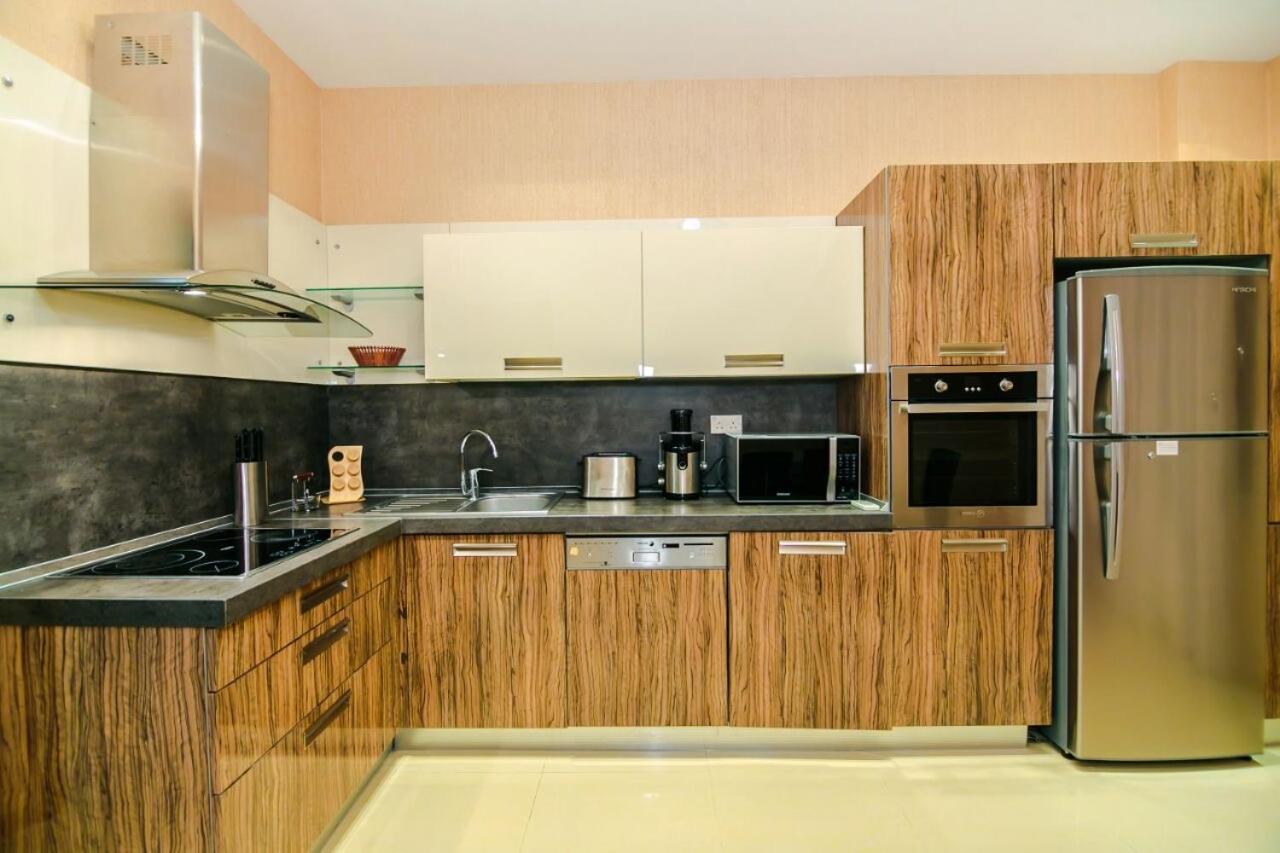 HOTEL APARTMENT VIP NEAR COURTYARD MARRIOTT