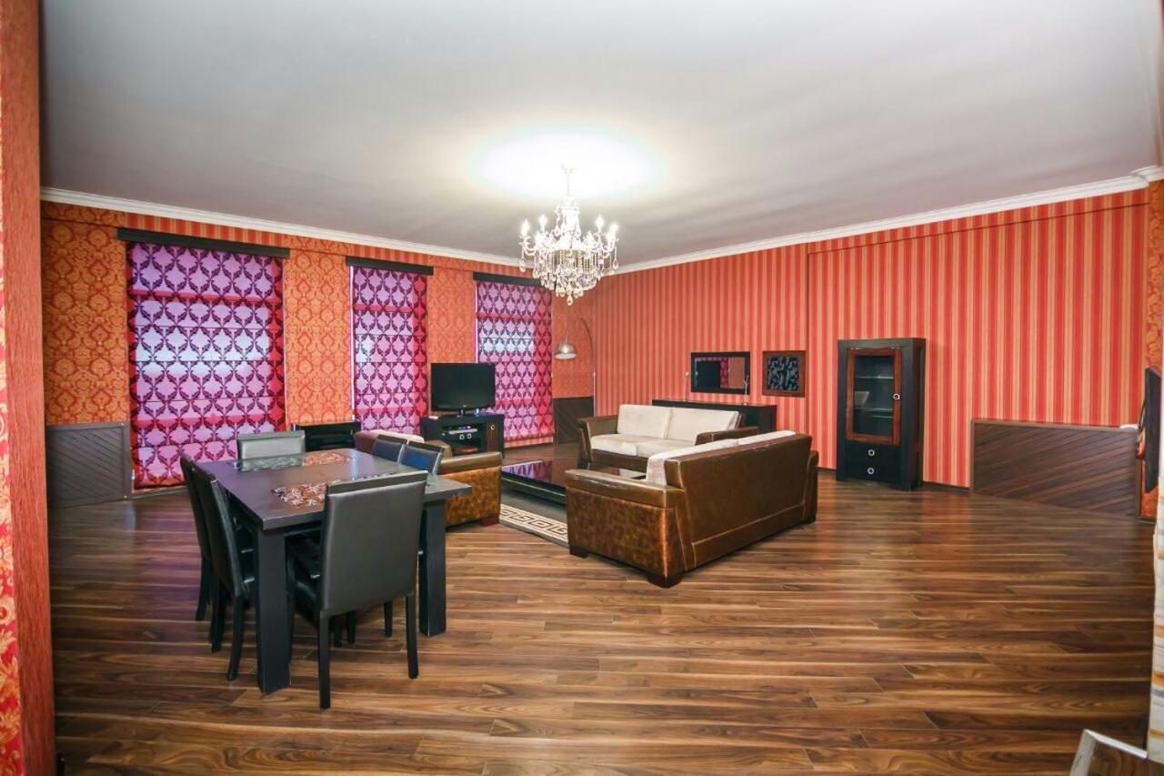HOTEL APARTMENT VIP NEAR COURTYARD MARRIOTT