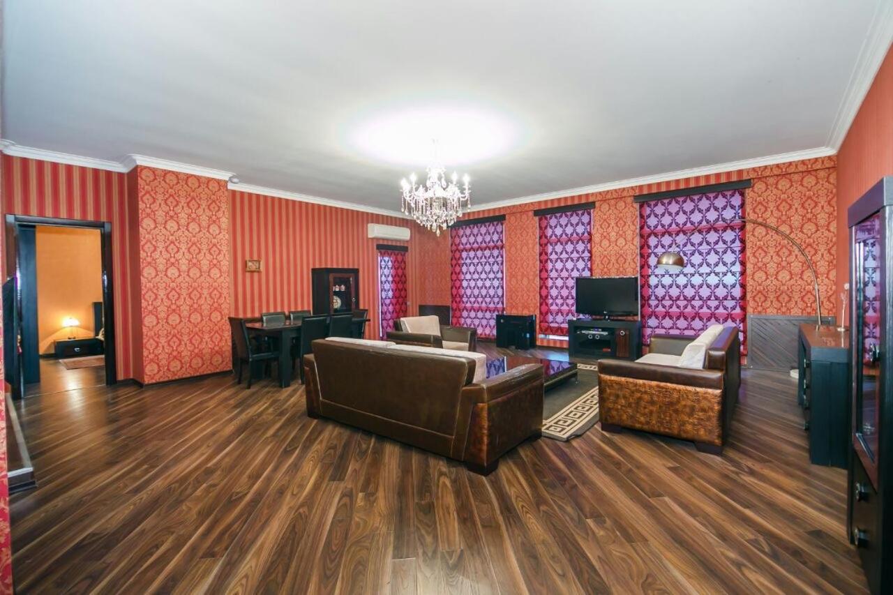 HOTEL APARTMENT VIP NEAR COURTYARD MARRIOTT