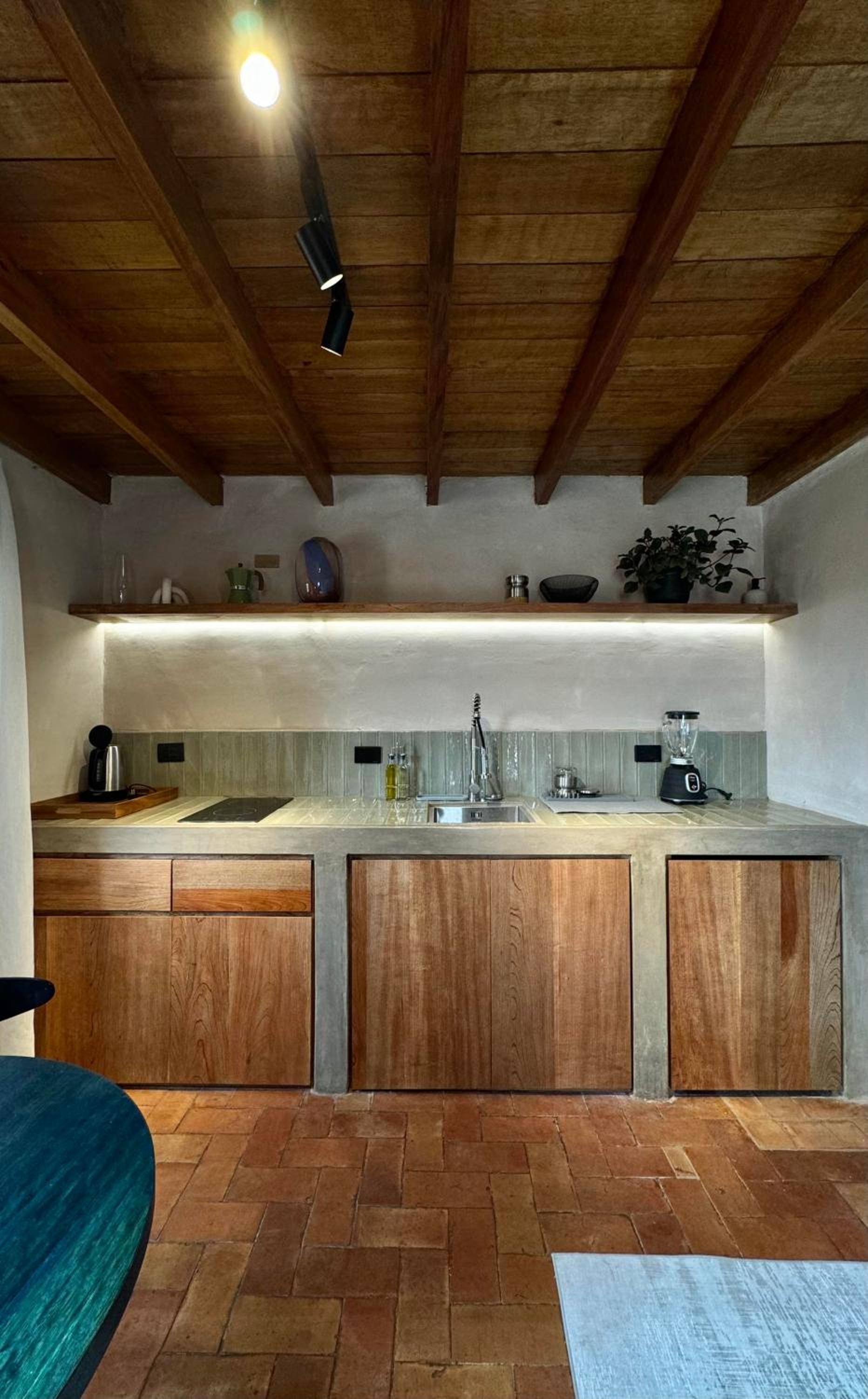 DOWNTOWN DESIGN LOFT