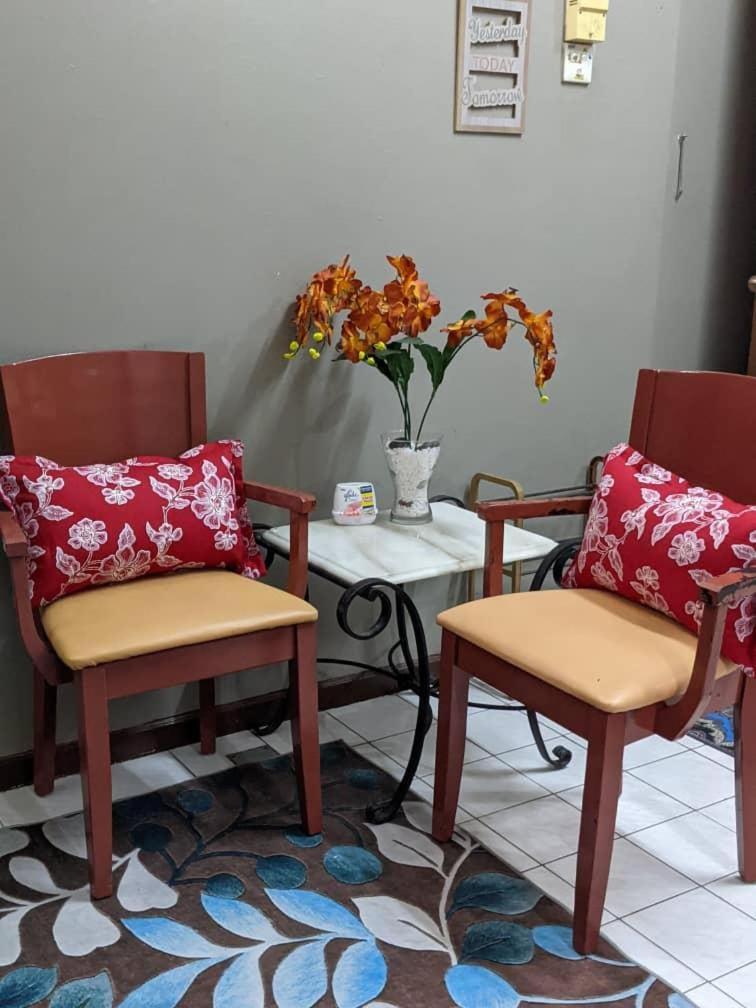 Dhomestay