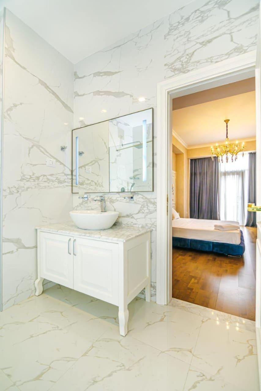 HOTEL APARTMENT VIP NEAR COURTYARD MARRIOTT