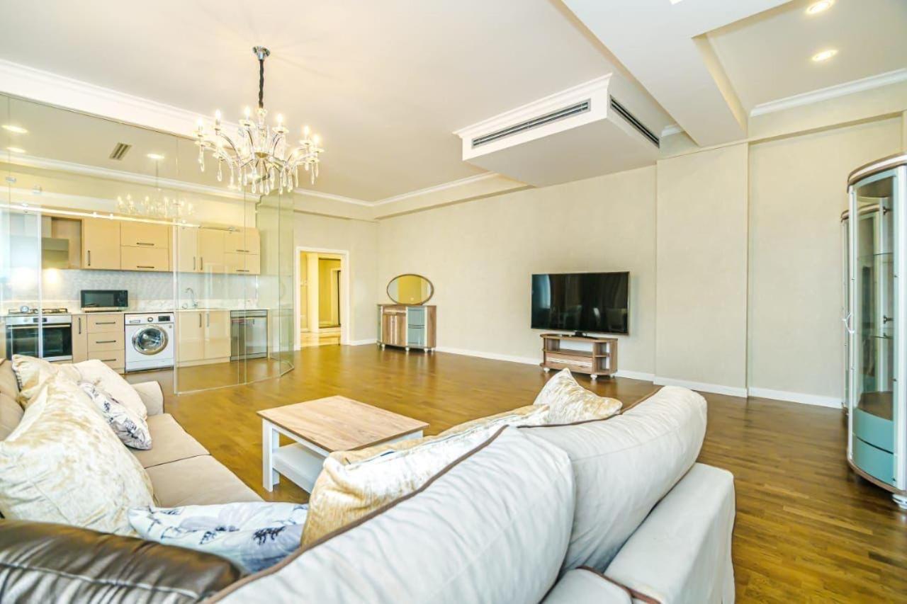 HOTEL APARTMENT VIP NEAR COURTYARD MARRIOTT