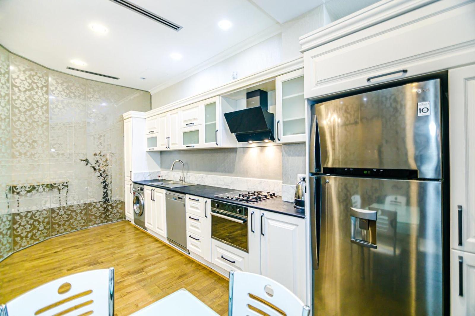 HOTEL APARTMENT VIP NEAR COURTYARD MARRIOTT