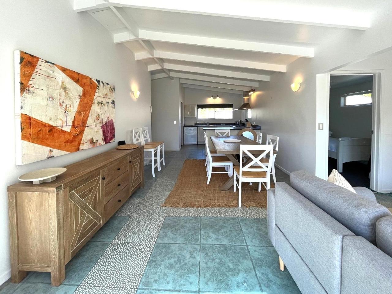 Oneroa Village Beach House- Stay Waiheke view 5
