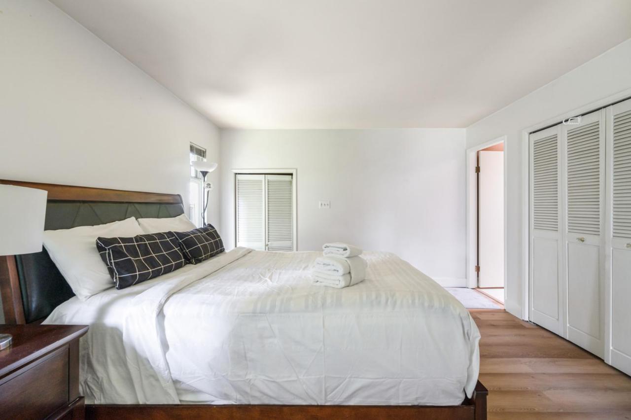 Cozy Retreat on Sandpiper Court - Room A