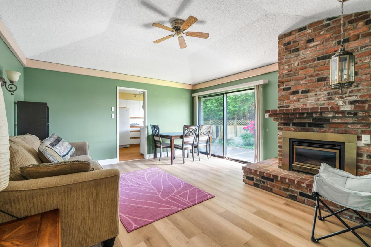 Cozy Retreat on Sandpiper Court - Room A