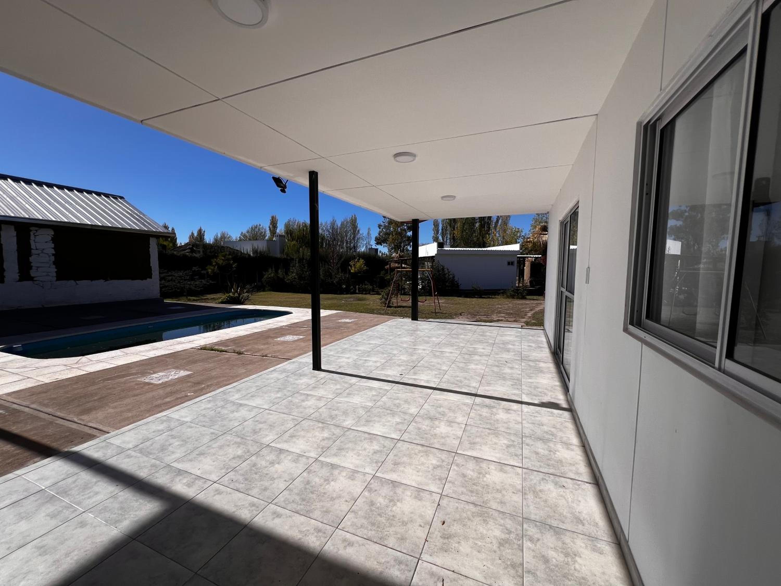Casa con pileta privada en complejo de cabañas CABLE A TIERRA Syrah San Rafael