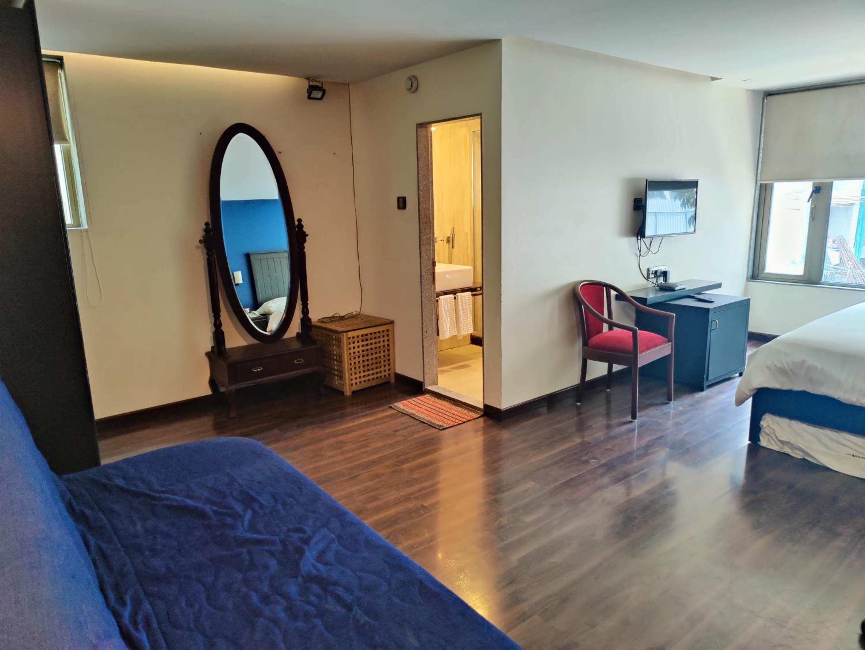 hotel room