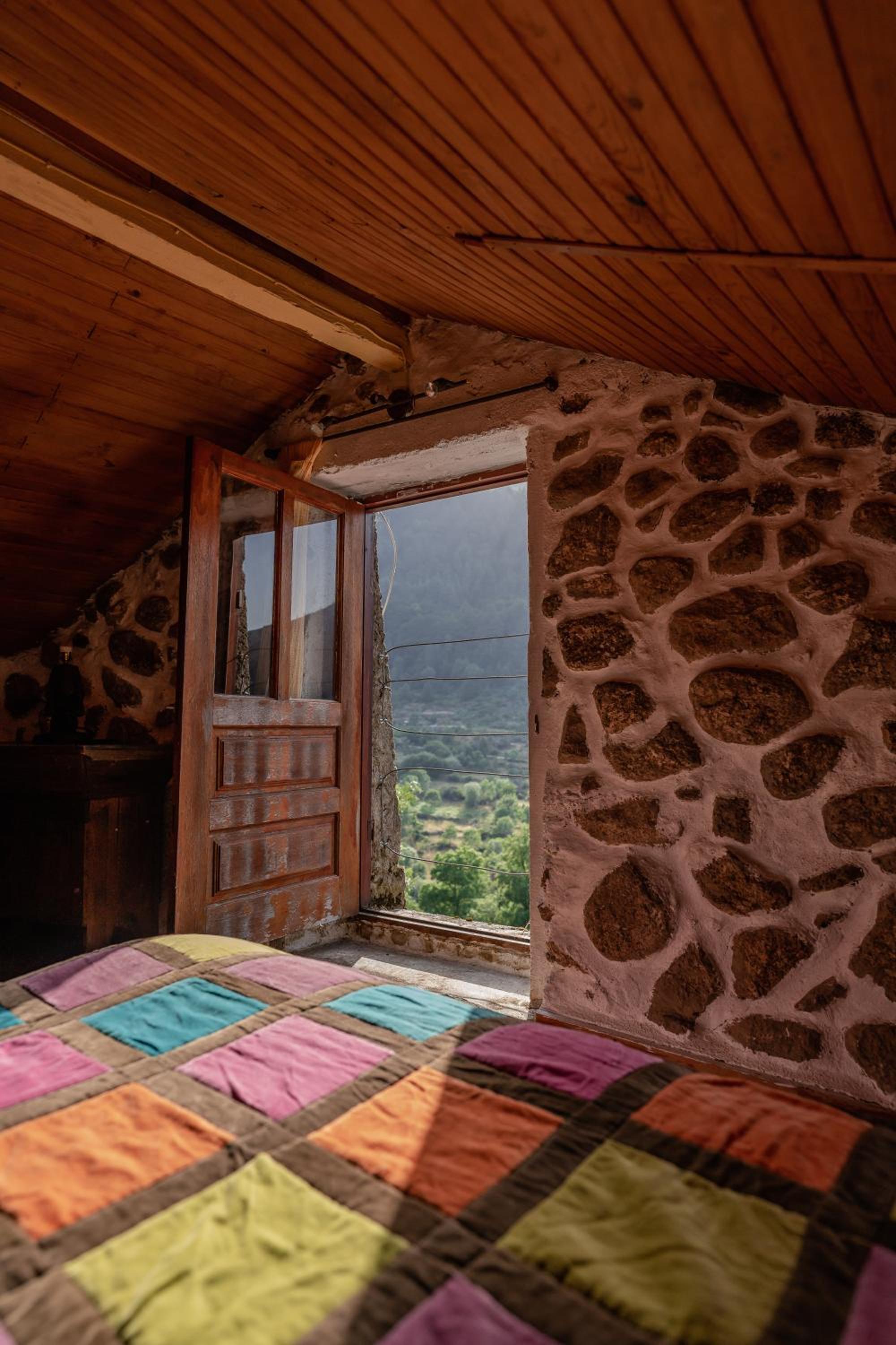 Chalé na Montanha - Casa de Cima view 2