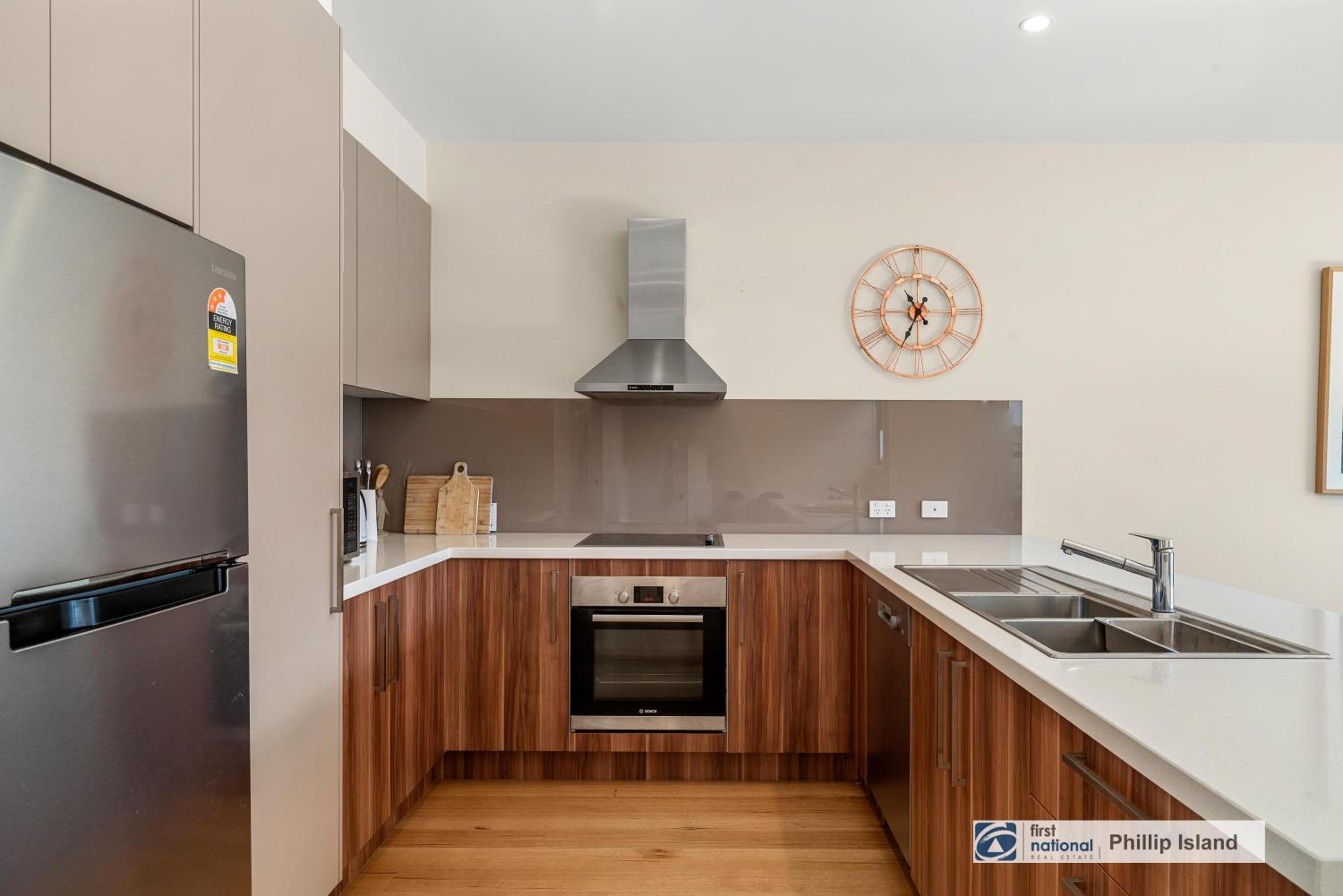 4-6 Broughton Ave, Cowes