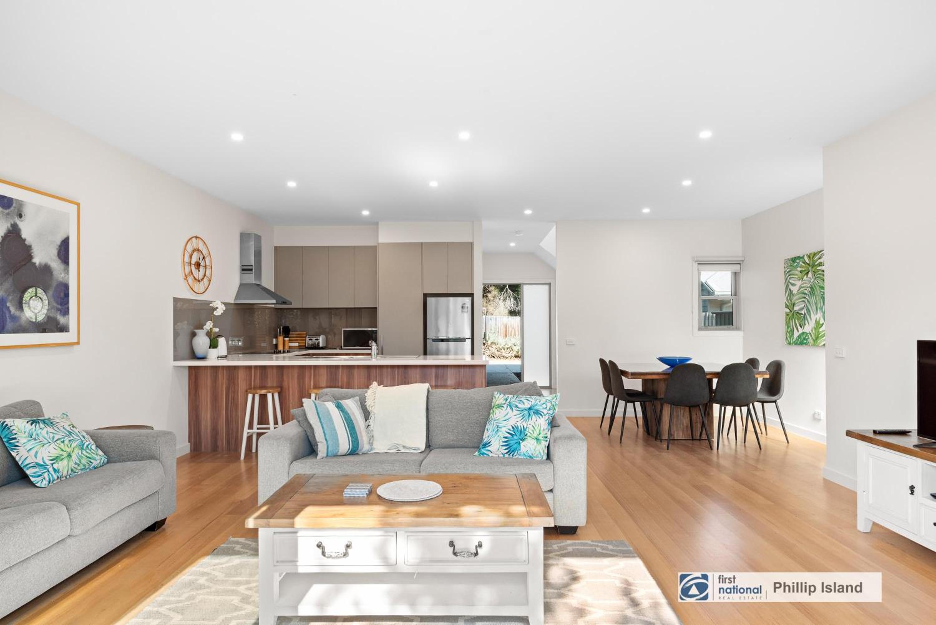 5-6 Broughton Ave, Cowes
