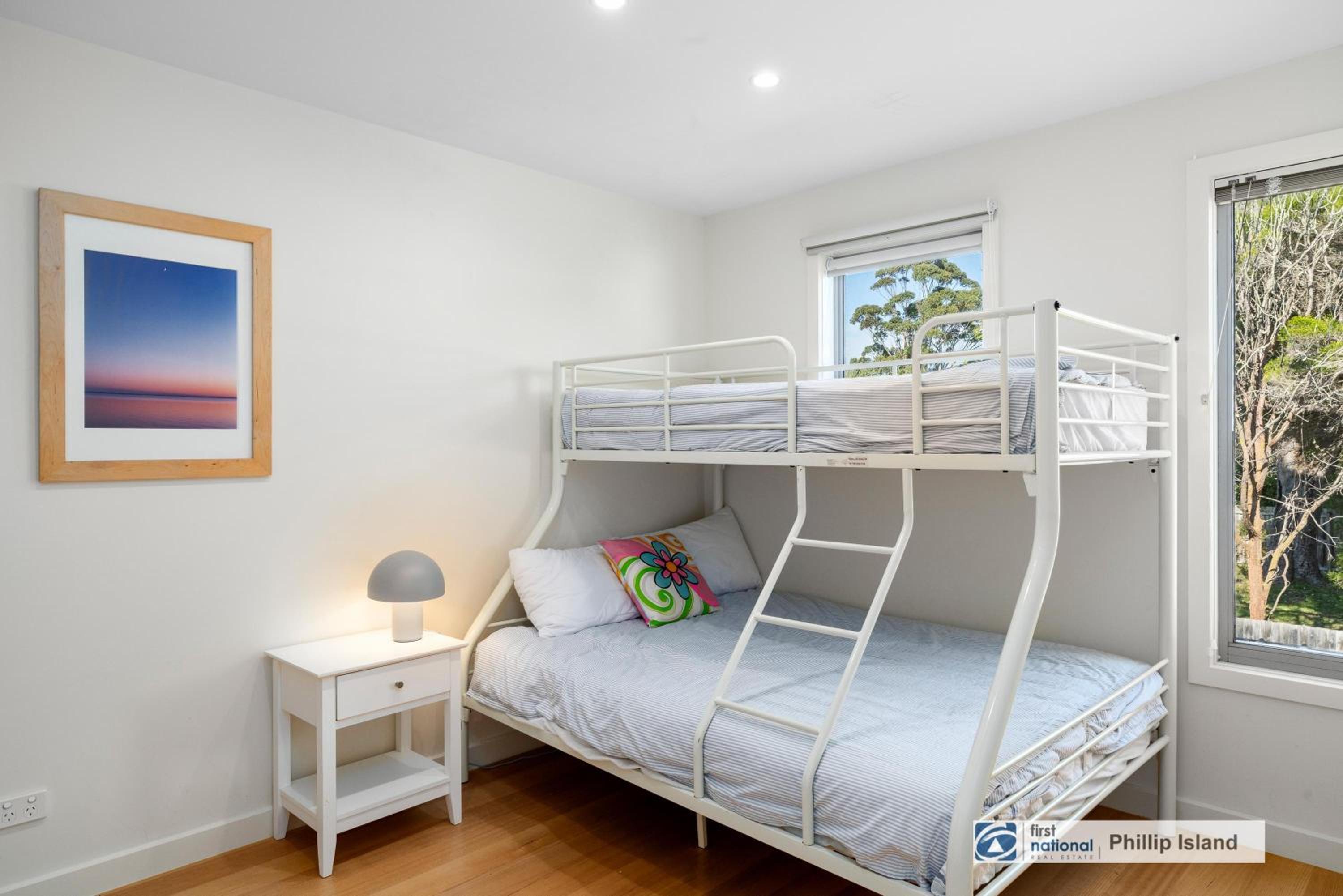 5-6 Broughton Ave, Cowes