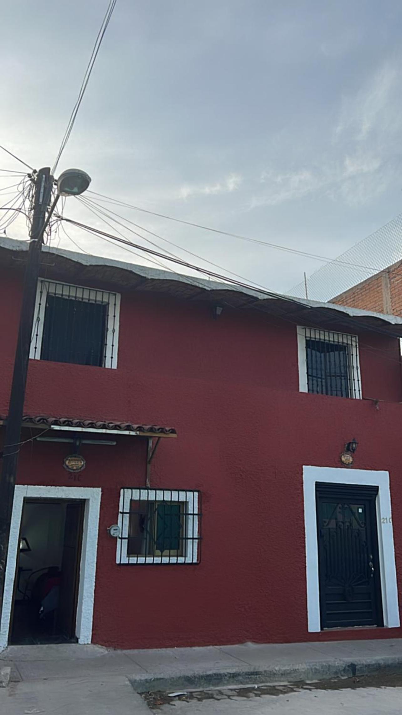 Hotel La Casa de los Abuelos - Image 1