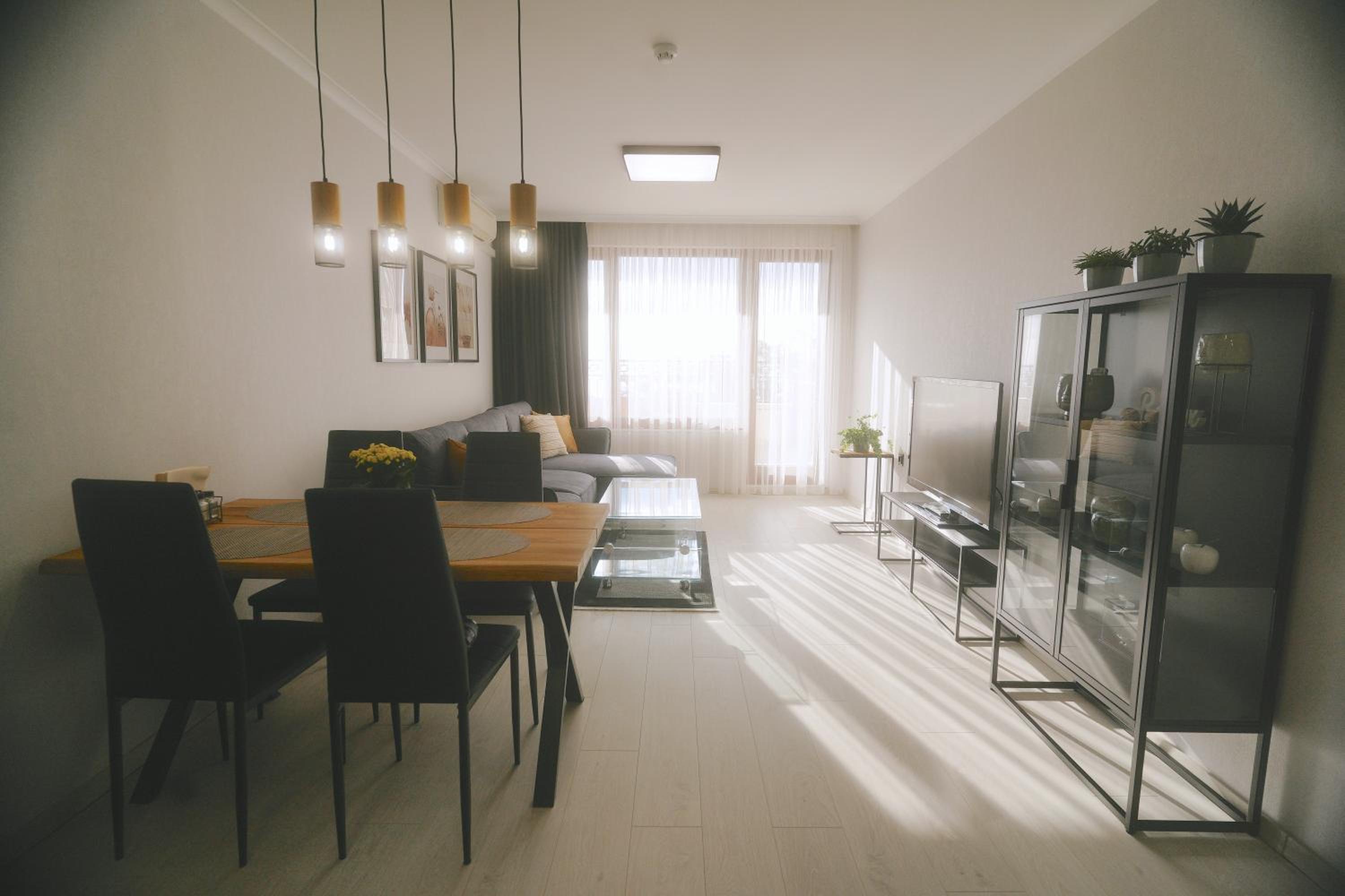 Golden Sands-Beachfront apartment of your dreams