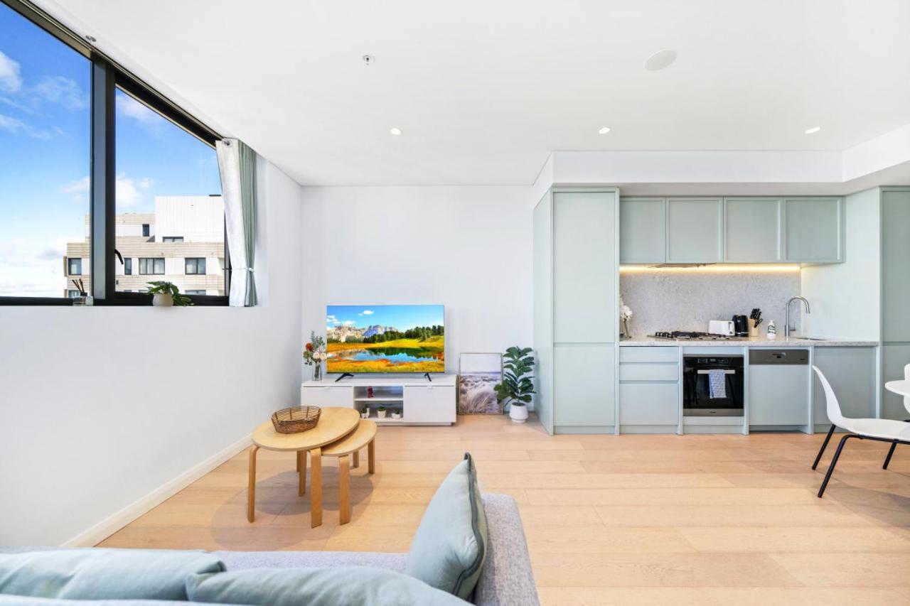 High level urban retreat in Macquarie Park