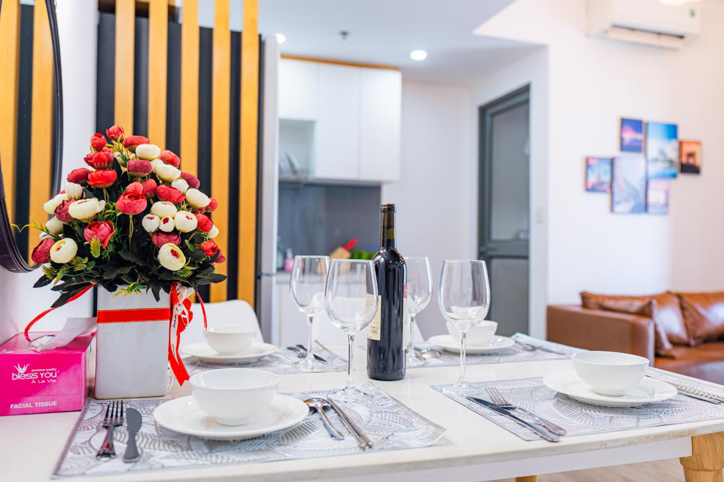 Amazing 1 BR Masteri Thao Dien