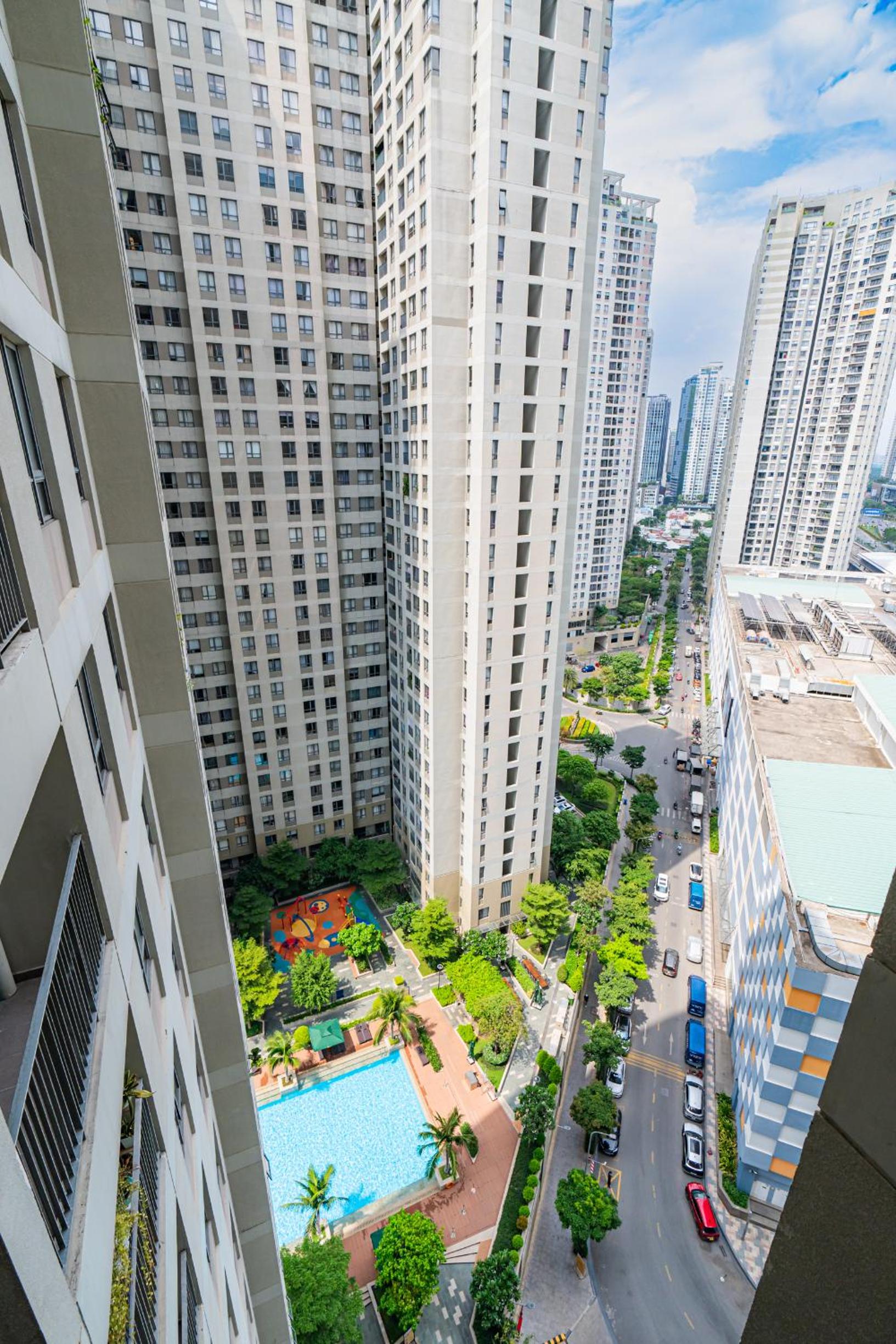 Amazing 1 BR Masteri Thao Dien