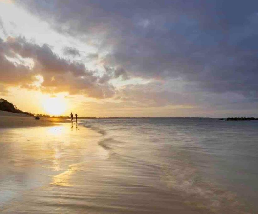 BeachBox - Stones Throw From The Beach