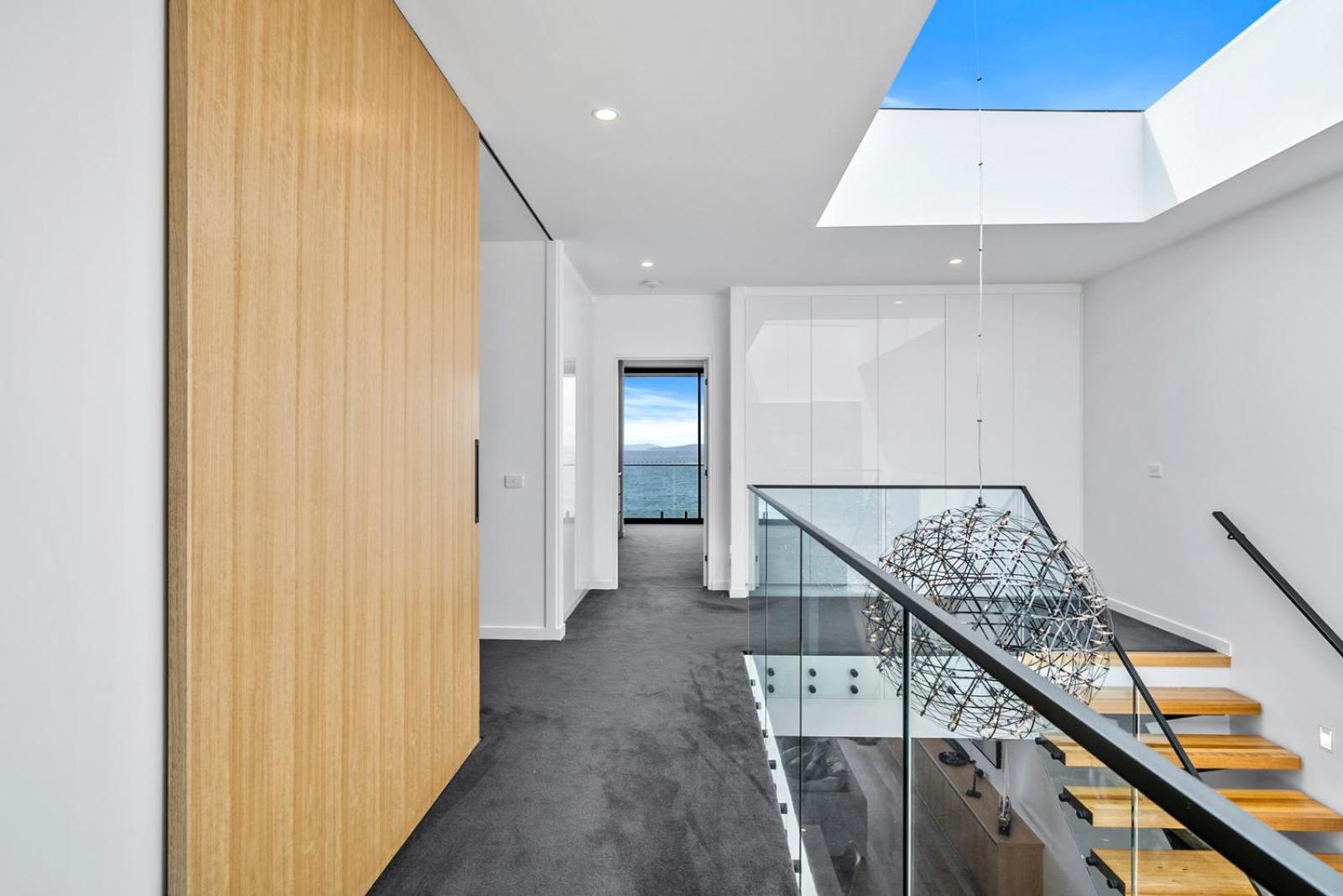 Award-winning beachfront luxury in Cremorne