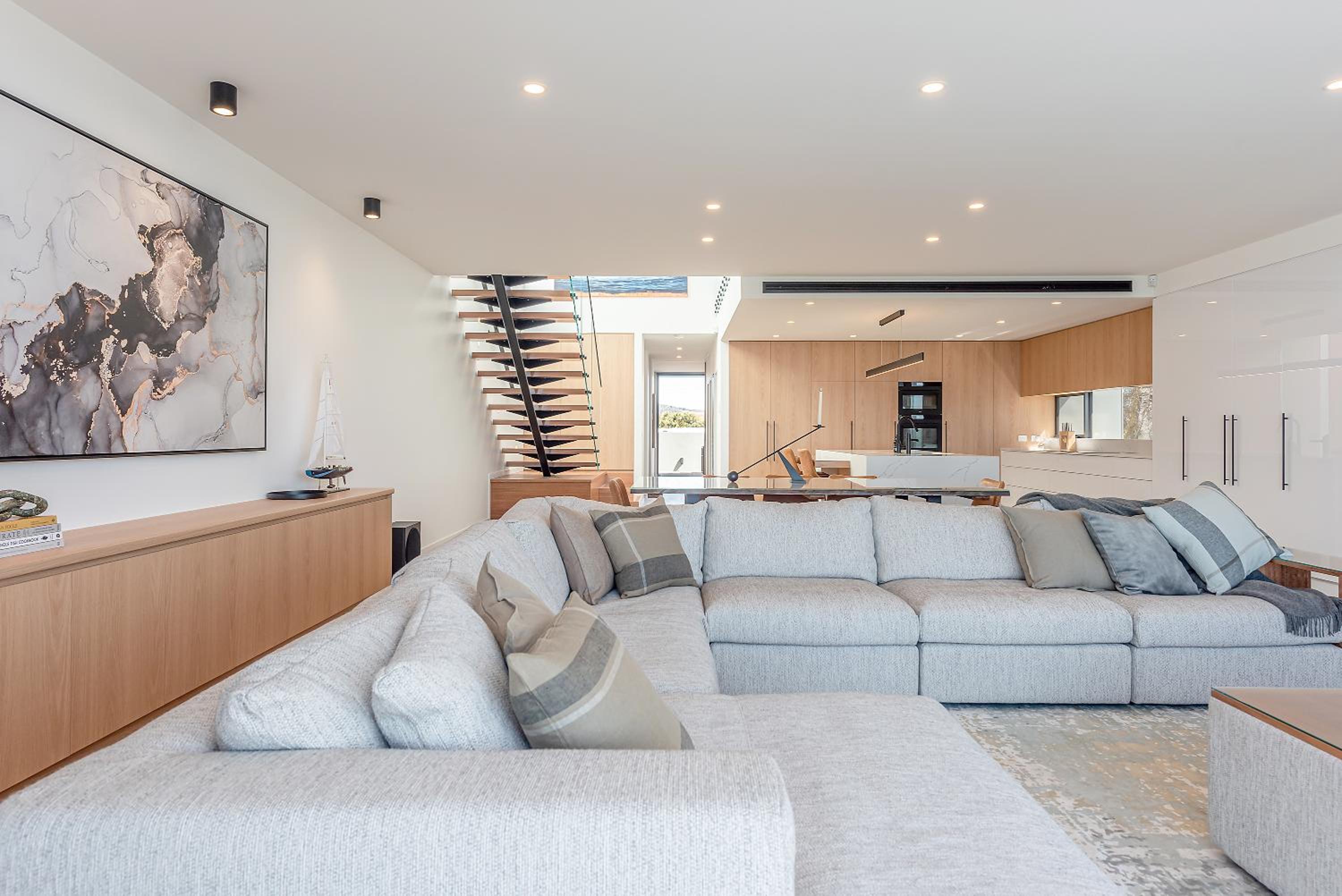 Award-winning beachfront luxury in Cremorne