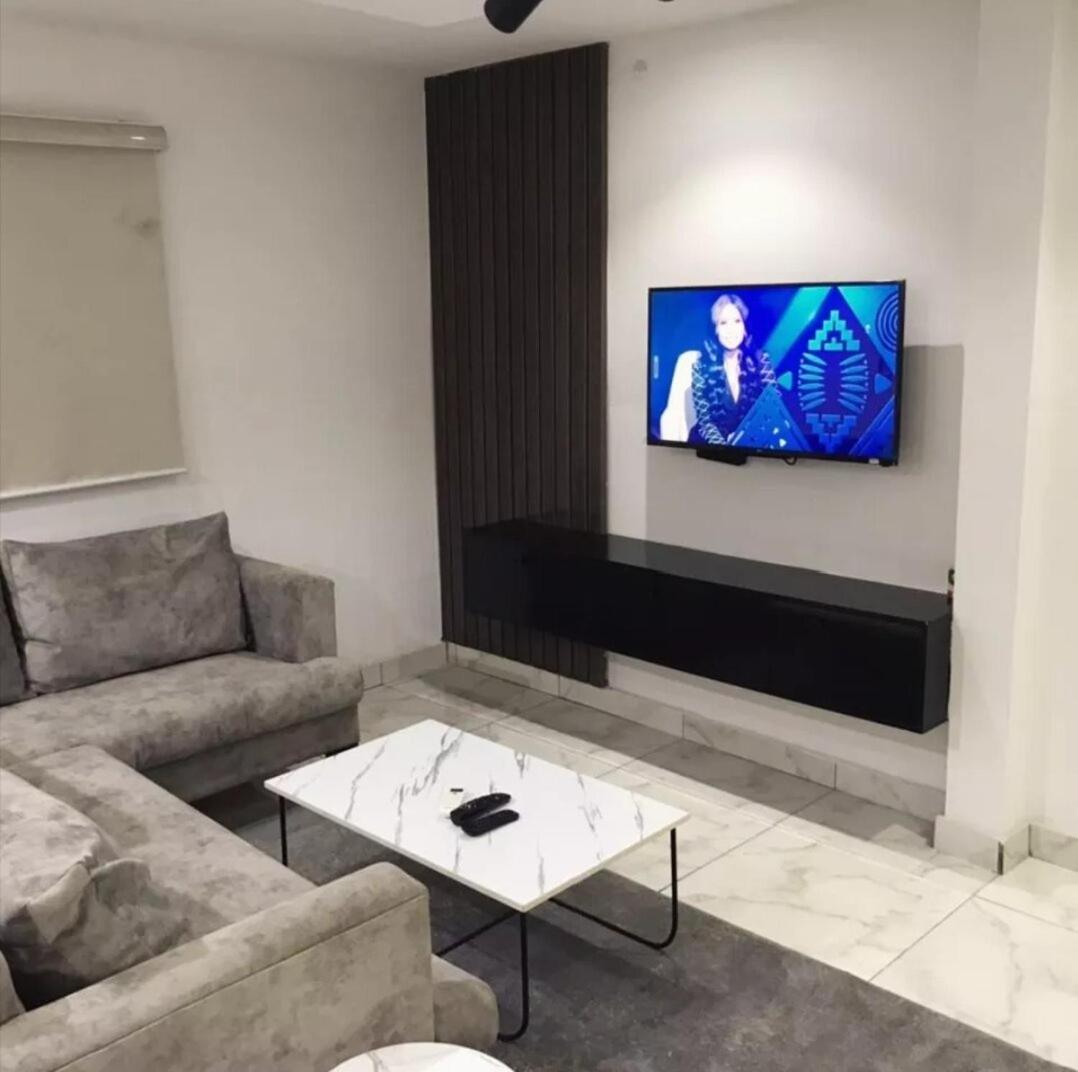 One bedroom apartment in Lekki Phase I