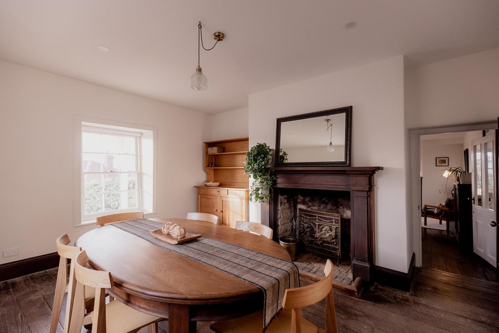 Cosy Heritage Cottage in West Hobart
