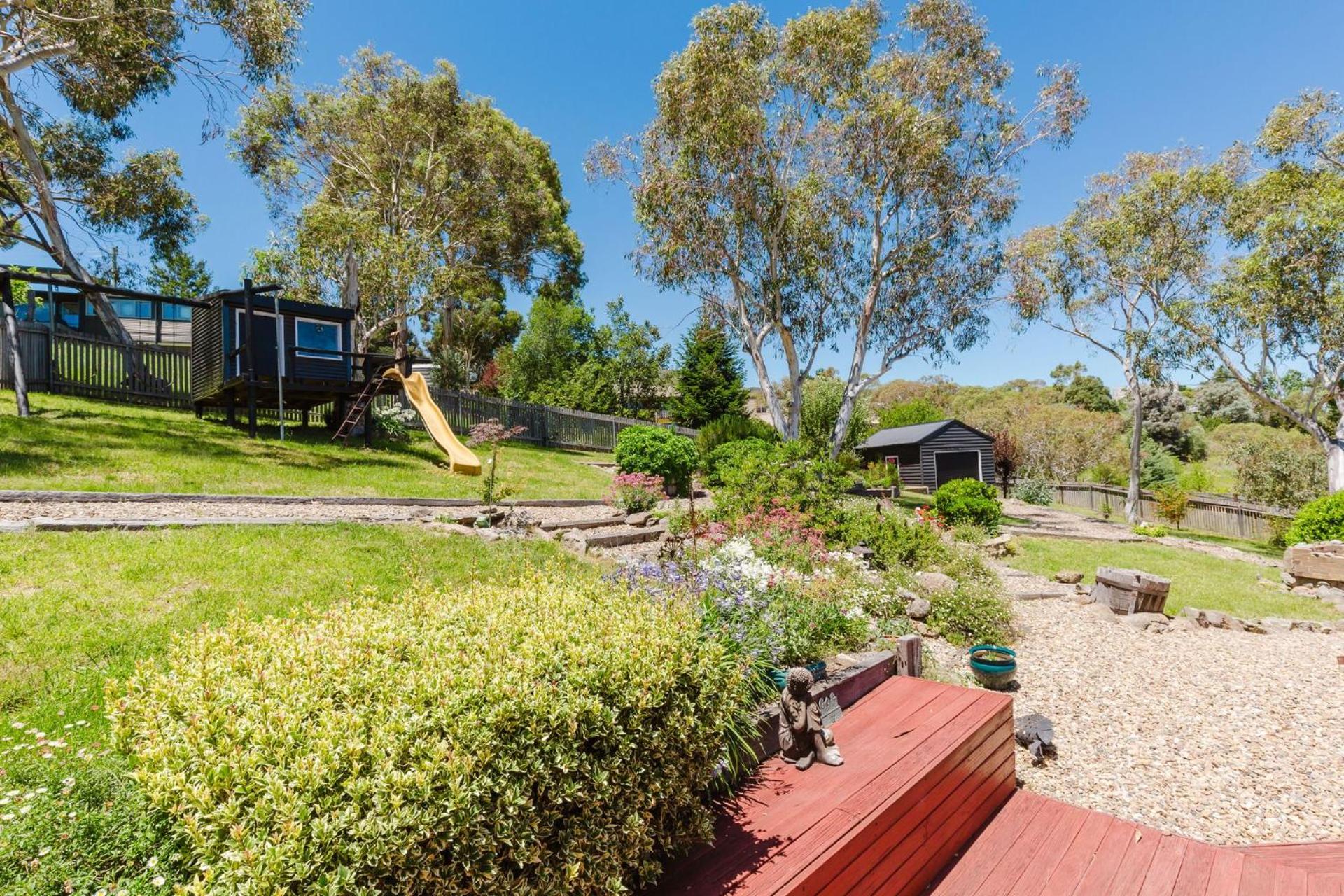 10 Kanangra Crescent - Entire
