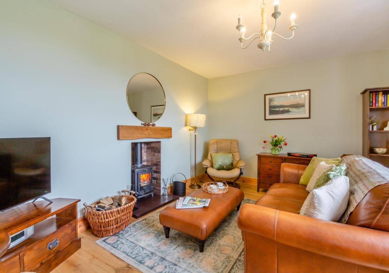 2 Bed in Pencaenewydd oc-t29187