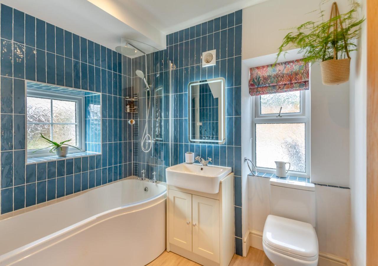 2 Bed in Pencaenewydd oc-t29187