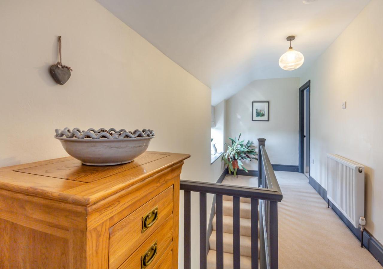 2 Bed in Pencaenewydd oc-t29187
