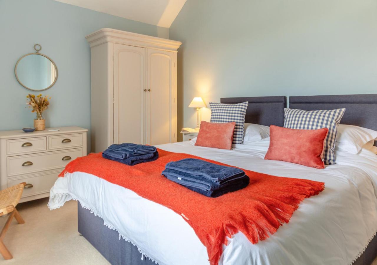 2 Bed in Pencaenewydd oc-t29187