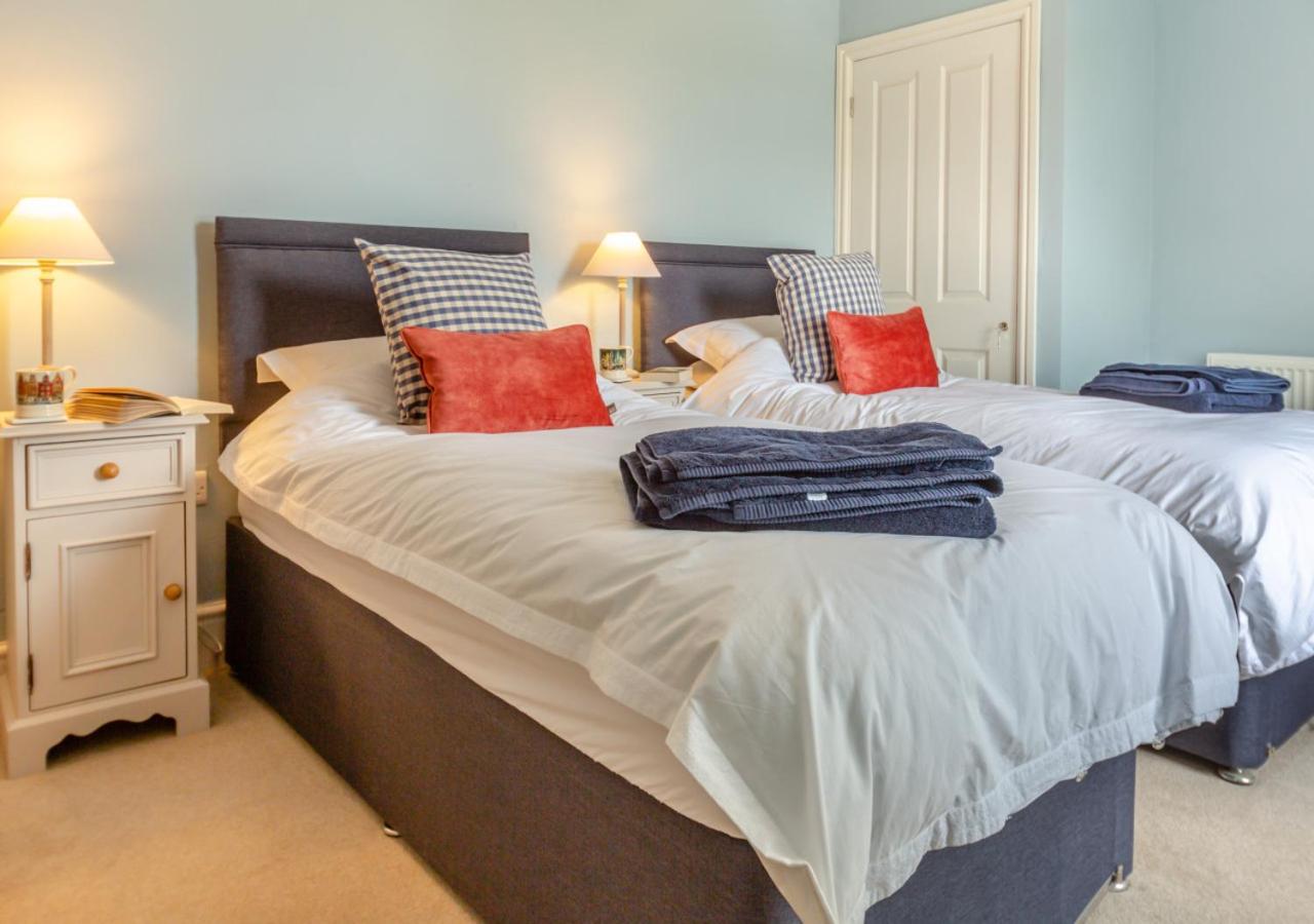2 Bed in Pencaenewydd oc-t29187