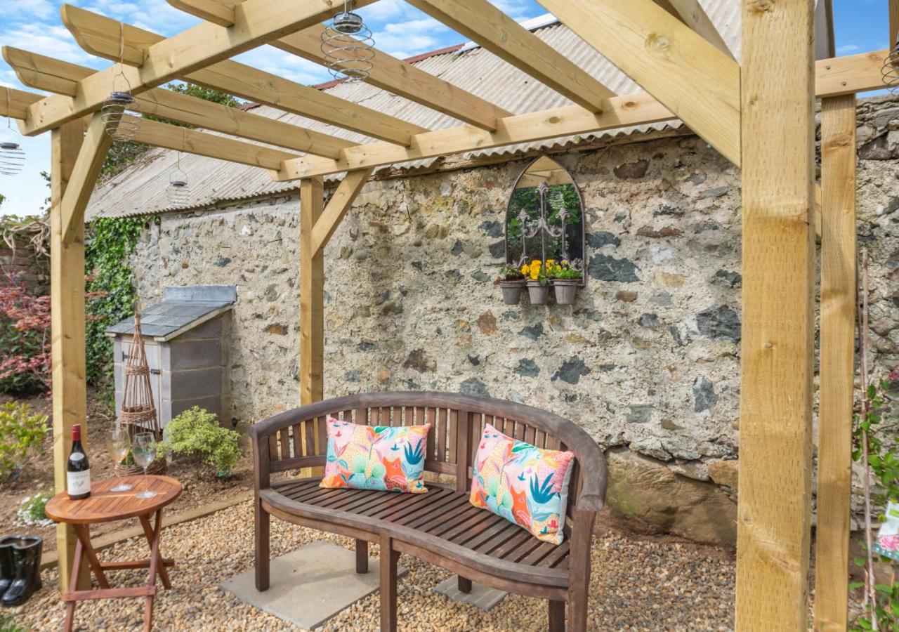 2 Bed in Pencaenewydd oc-t29187