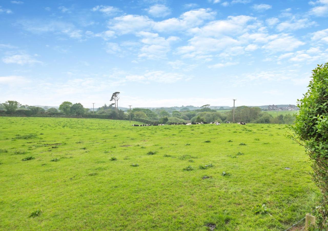 2 Bed in Pencaenewydd oc-t29187
