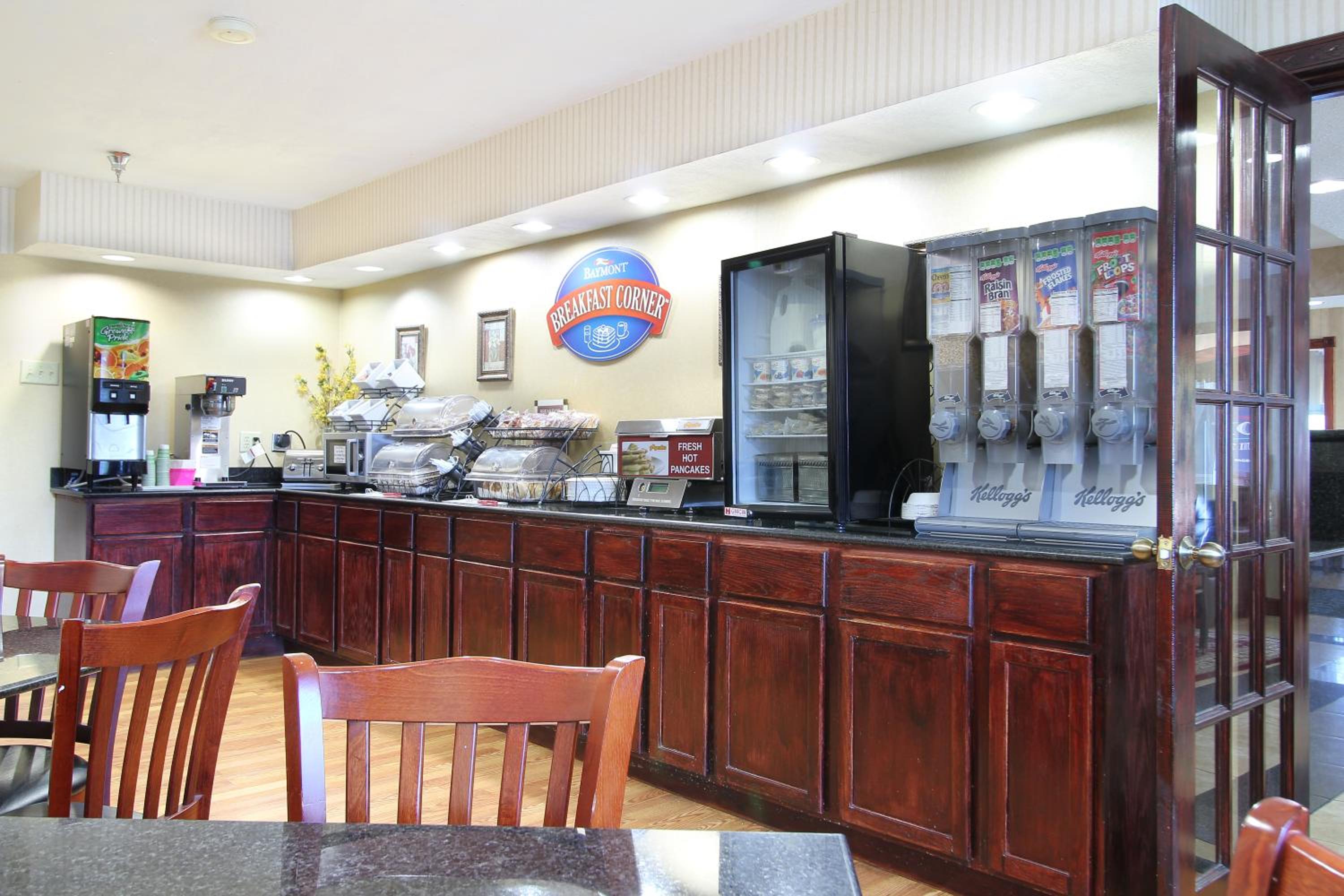 Baymont by Wyndham Muskegon - Property Image 32