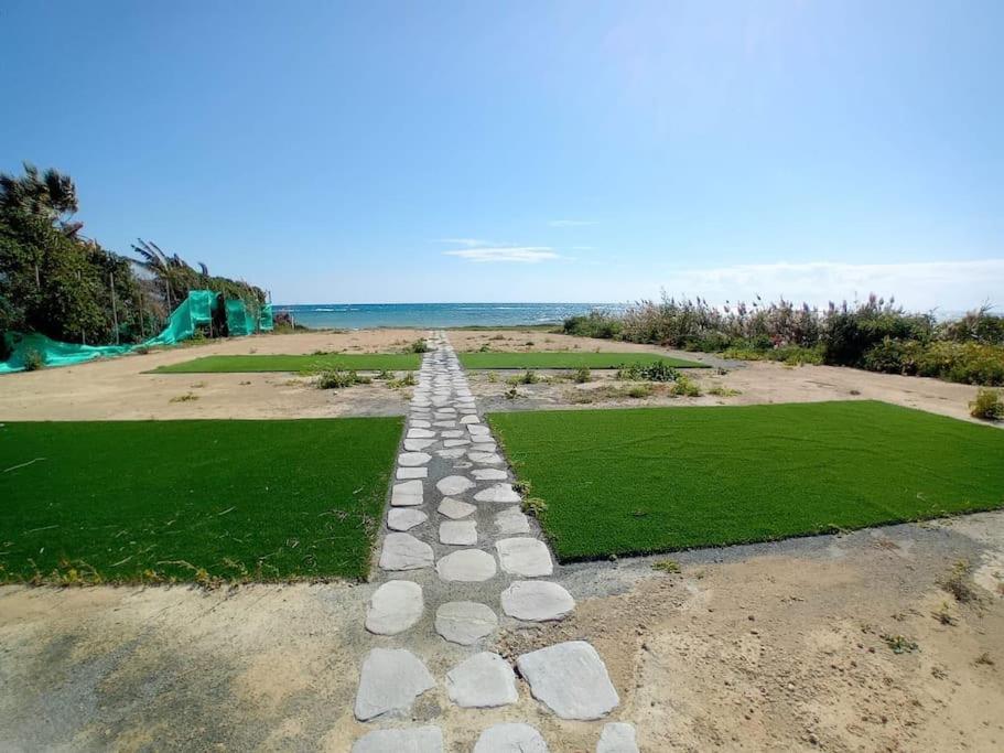 New Luxury Sea Front Apartment