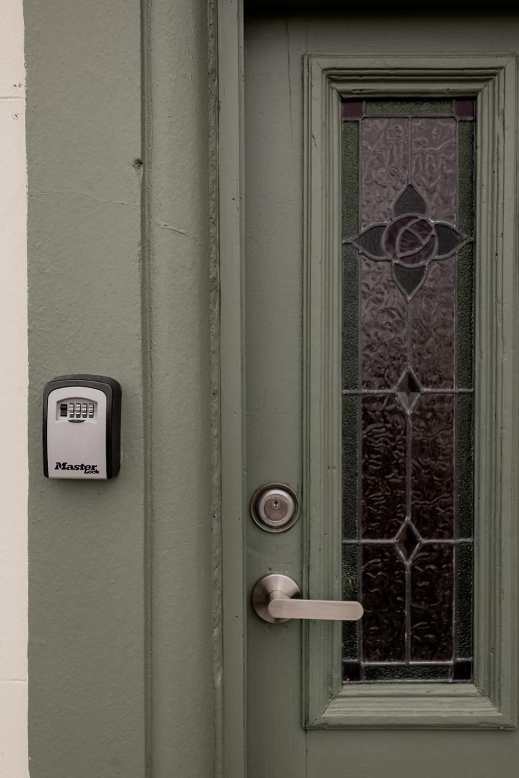 Cavell Street Cottage in West Hobart