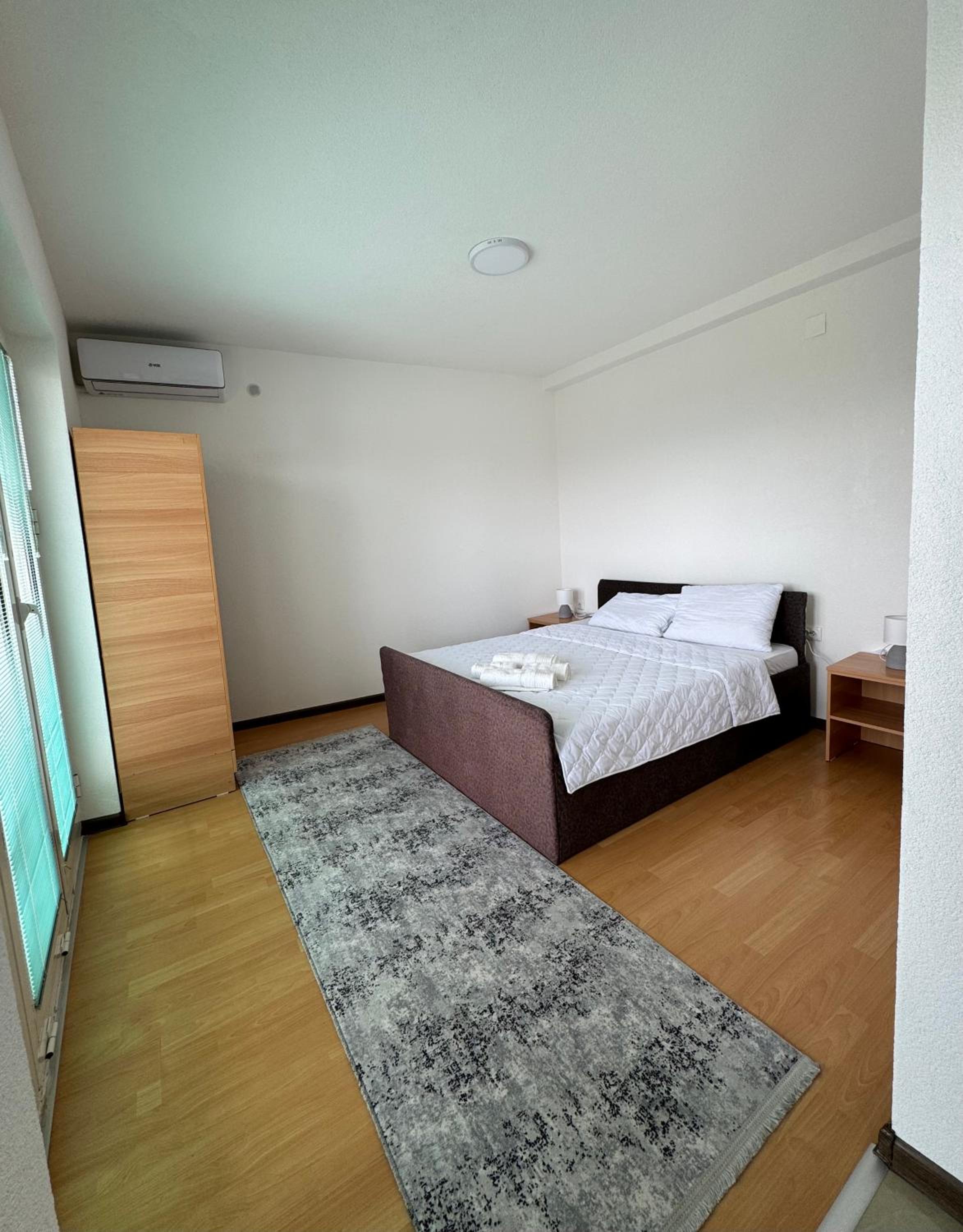 Alex Apartments