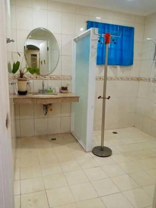 Lovely House in Tagaytay w Pool near Skyranch