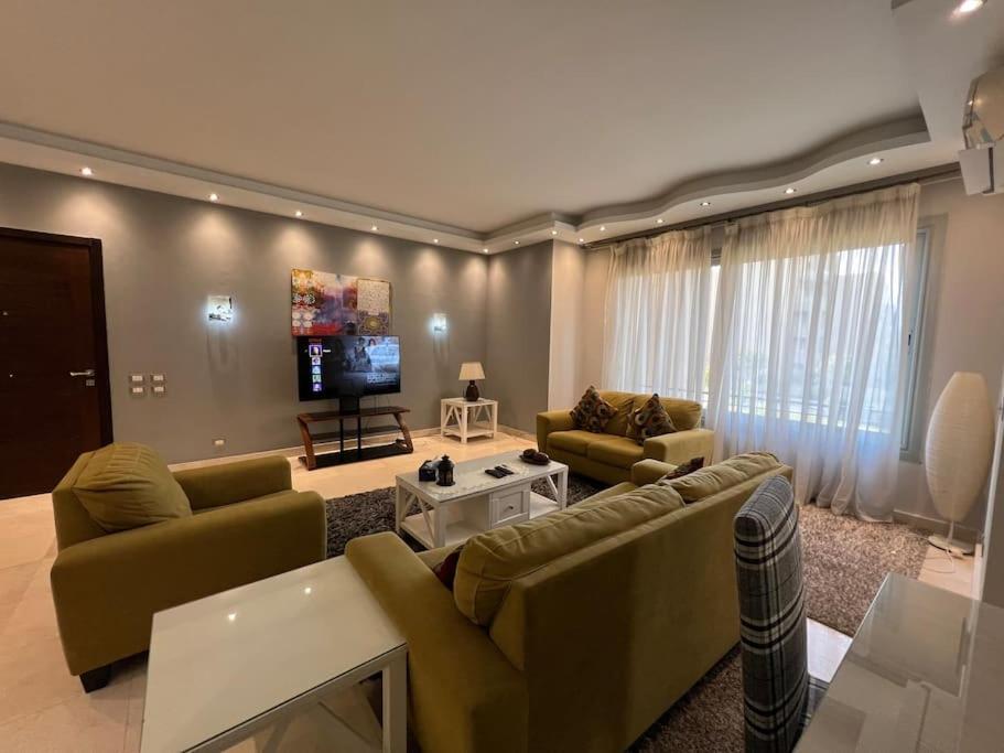 Cozy 2BR apartment in New Cairo