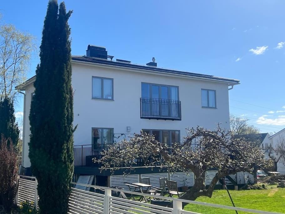 Spacious house close to nature and Stockholm City. — Stockholm