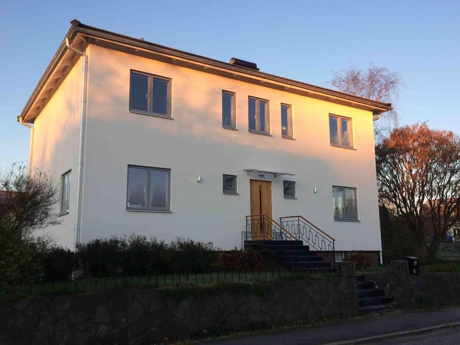Spacious house close to nature and Stockholm City.