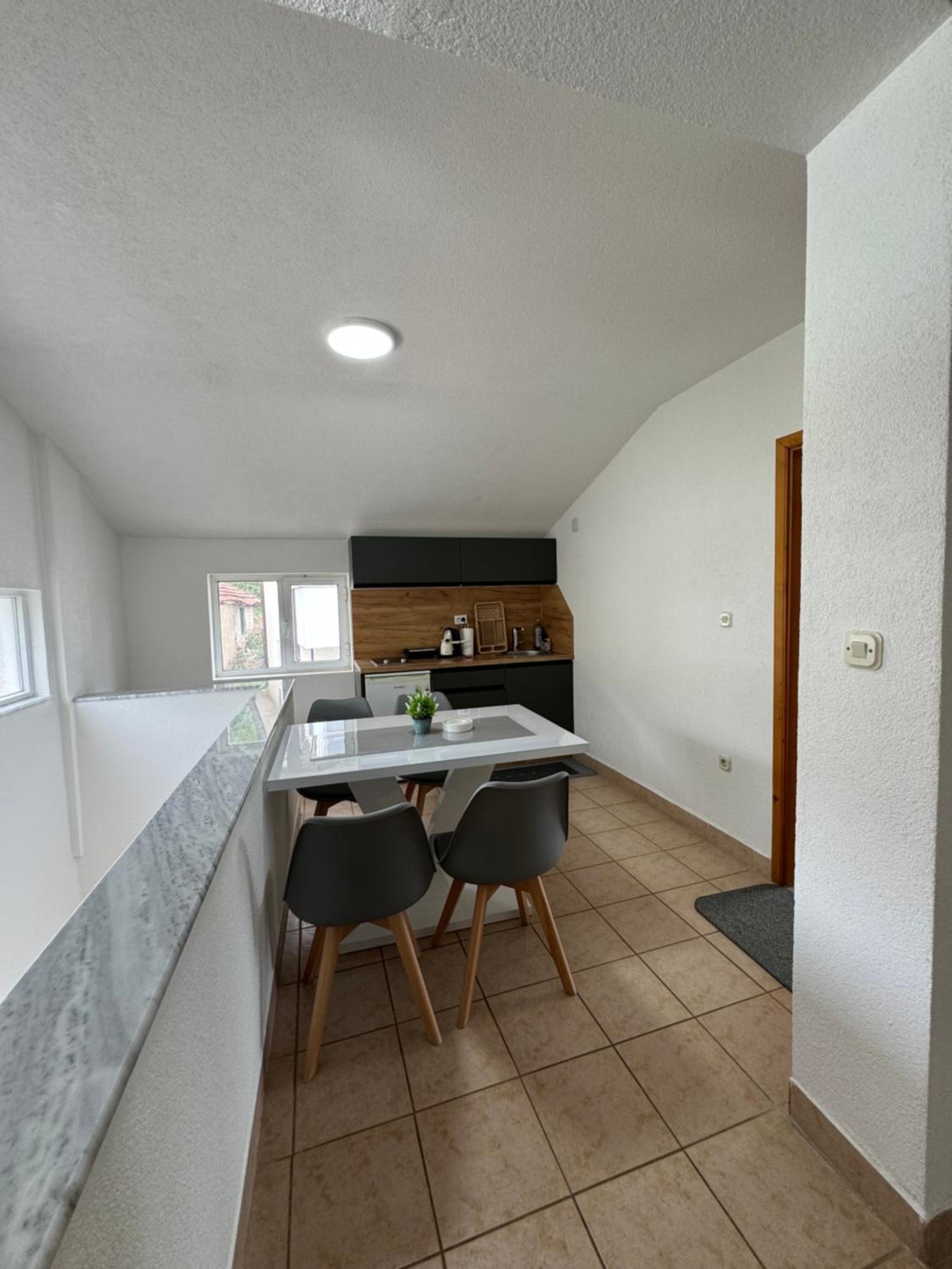 Alex Apartments