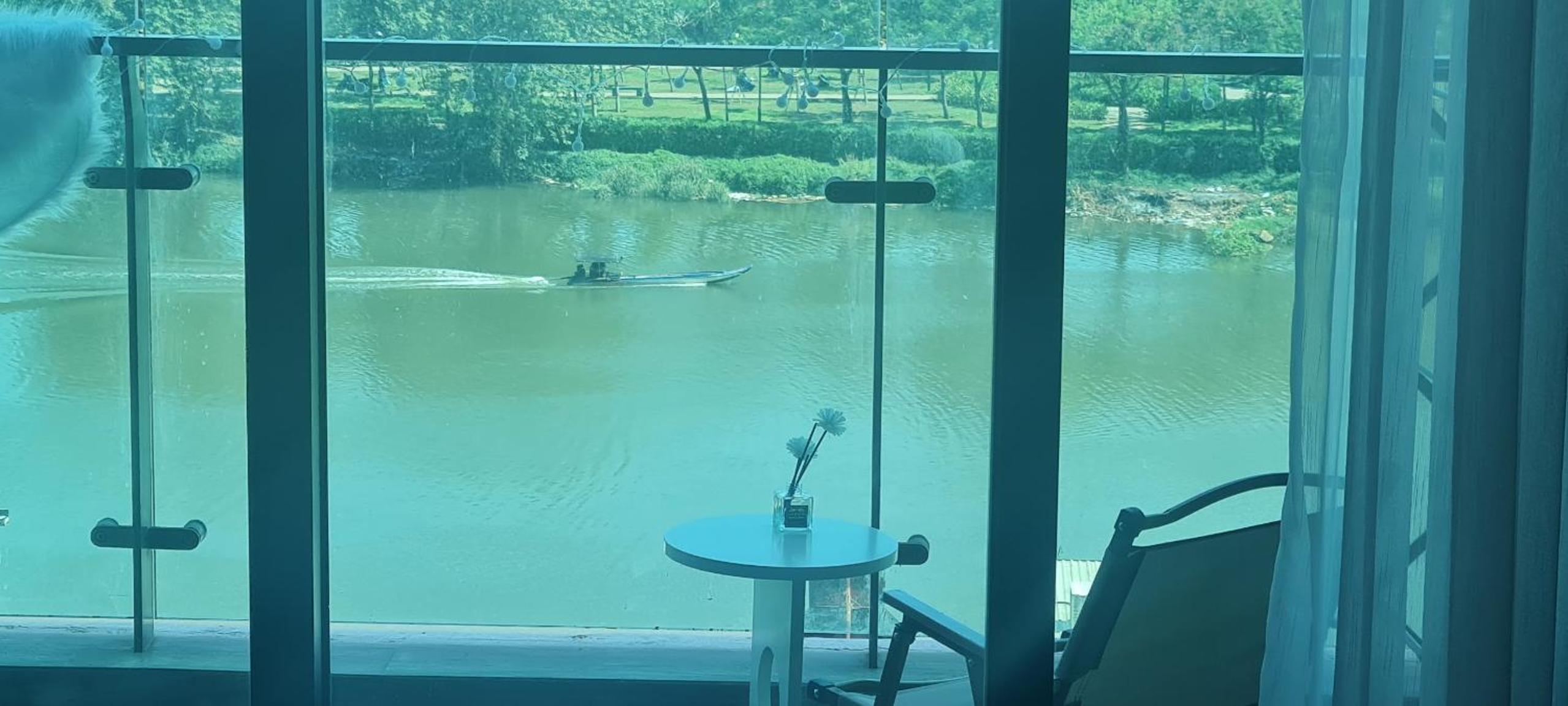 Luxury Delasol Studio- Free Infinity Pool- Near District 1- T-HOUSING