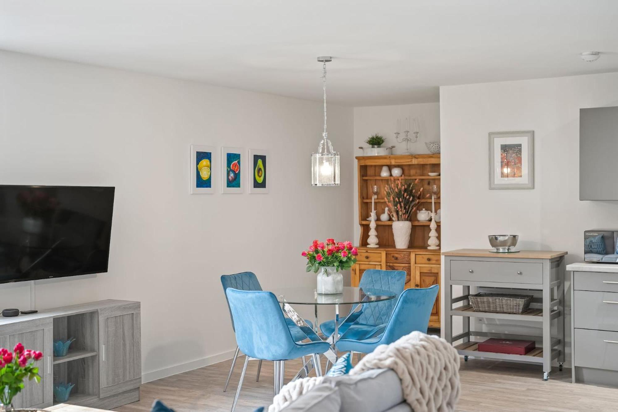 Modern Apartment Private Parking Central Taunton