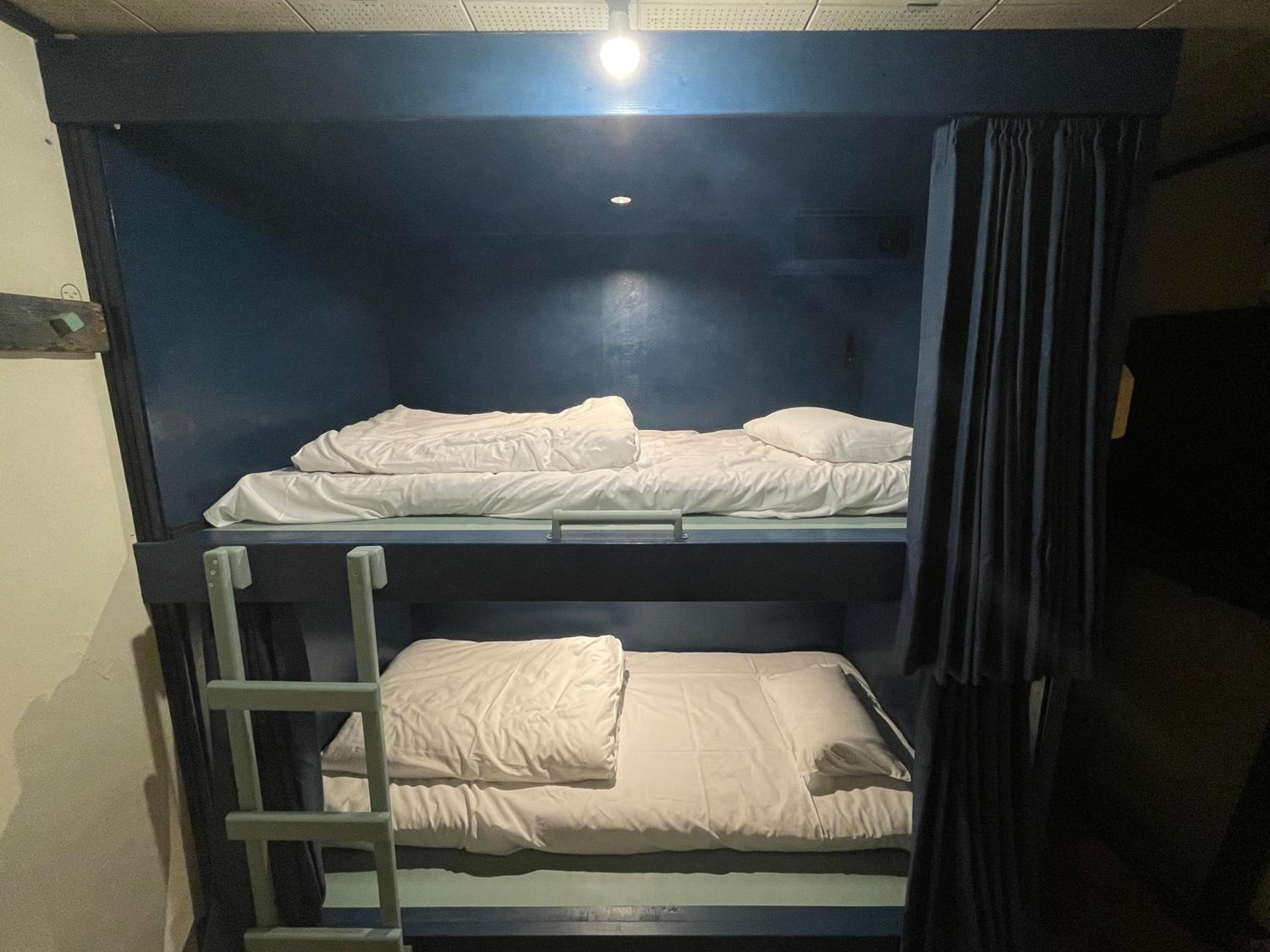 Air Osaka Hostel