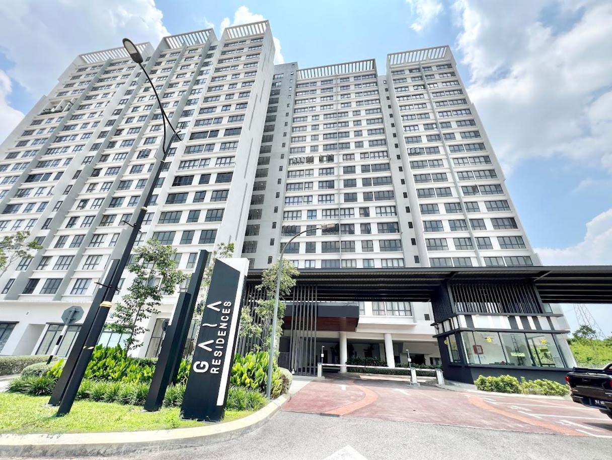 Gaia Residence, Gamuda Gardens Rawang by Sleepy Bear