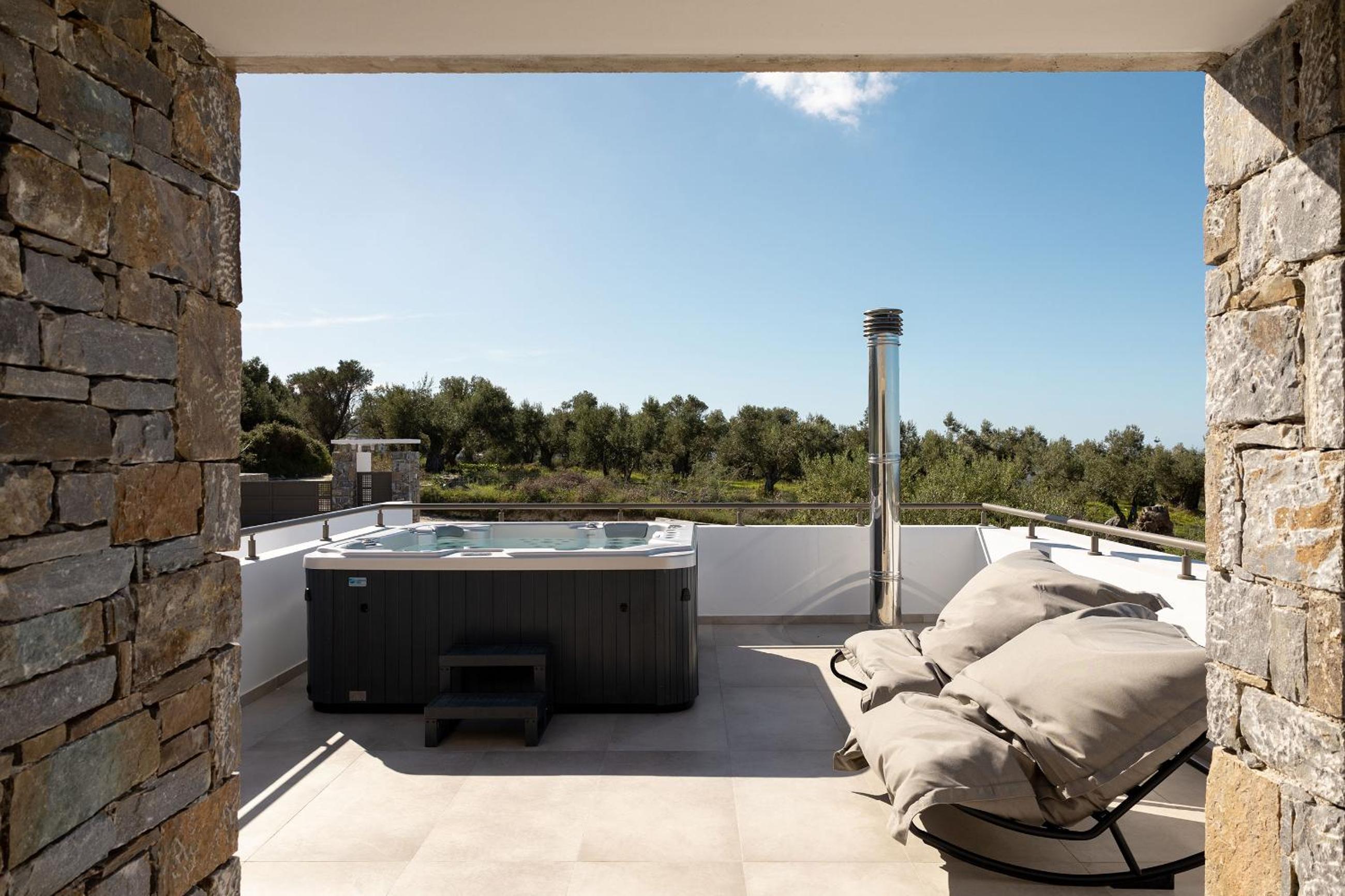 Porto Cali, Earthy Retreat Amidst Nature by etouri