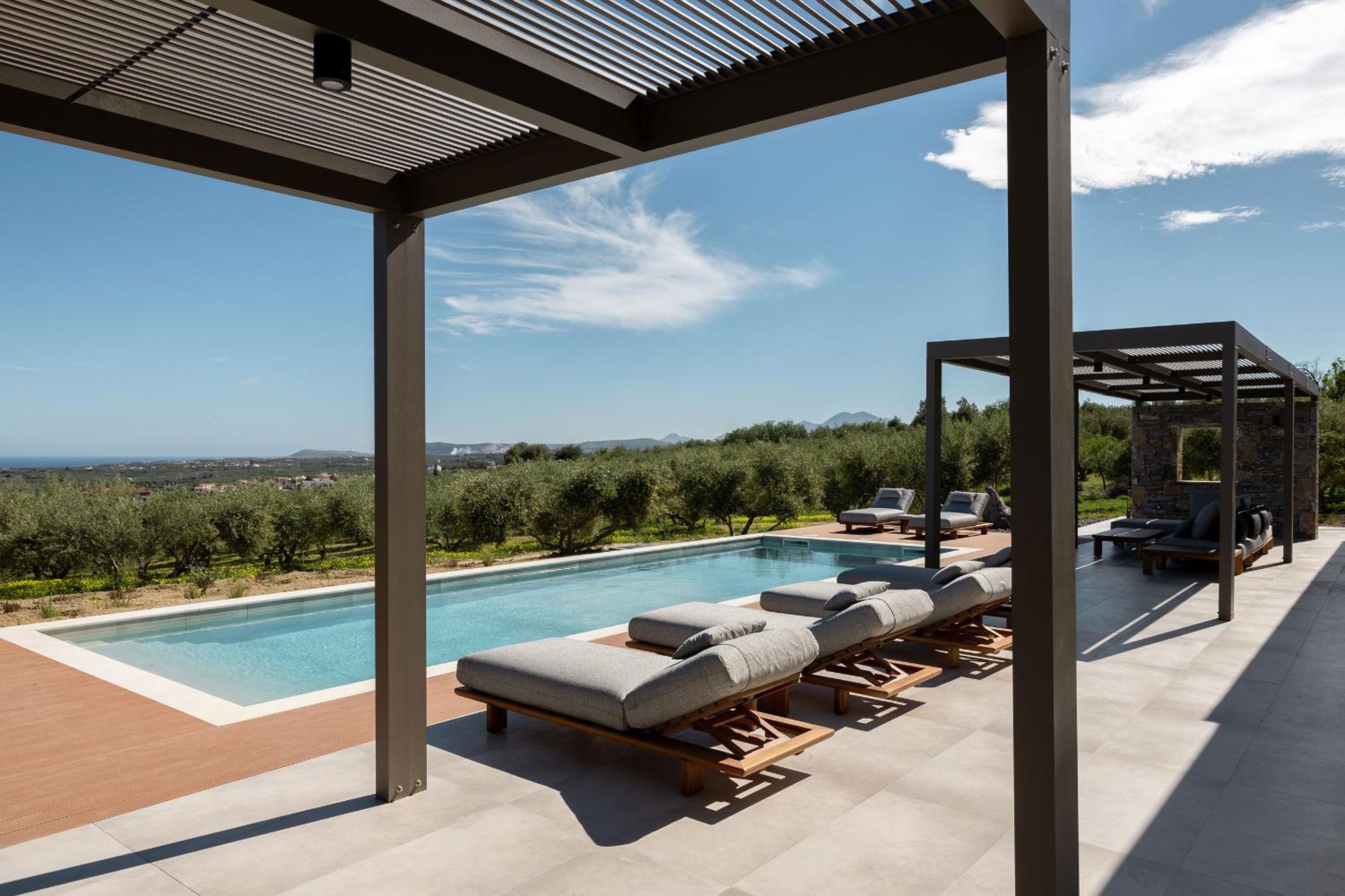 Porto Cali, Earthy Retreat Amidst Nature by etouri